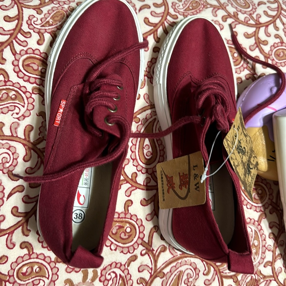 L&W Maroon shoes